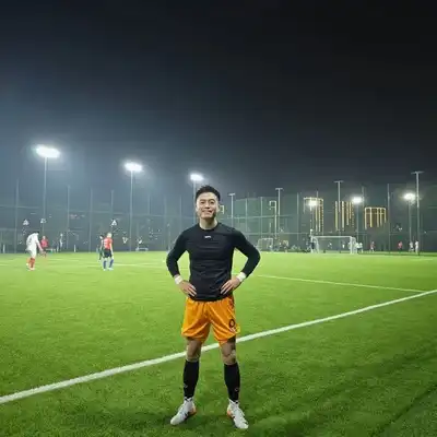 姚玲